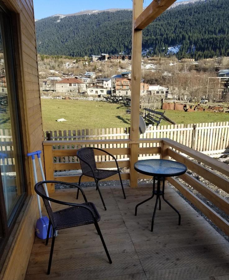 Villa Gablile Mestia Bagian luar foto